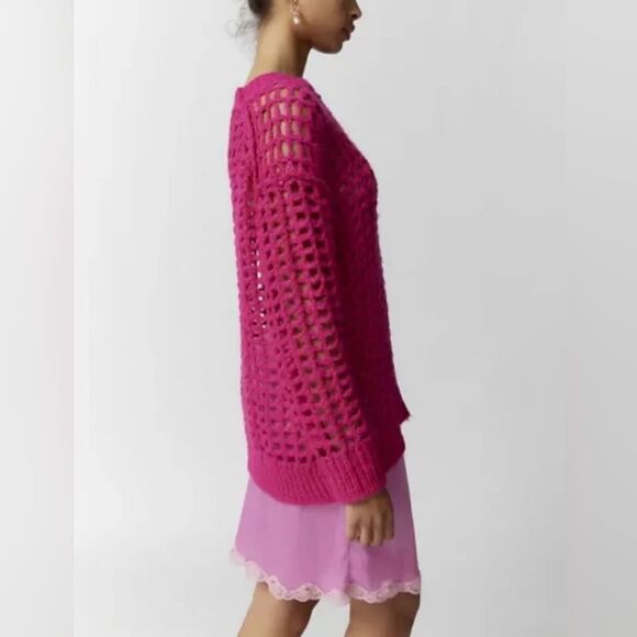 NWT urban Outfitters hot pink open-knit pullover sweater Size s - Picture 1 of 8